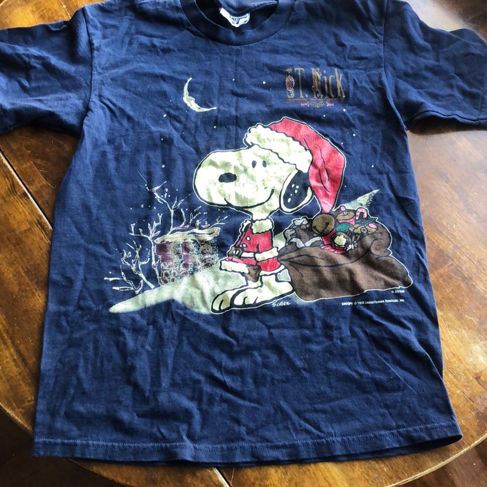 Vintage 90’s Snoopy navy t-shirt. Size medium